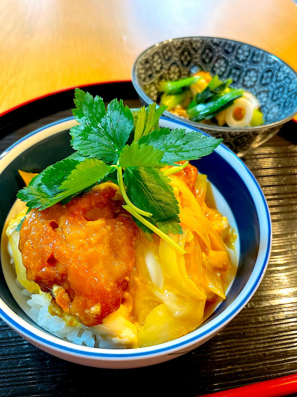 唐揚げで親子丼