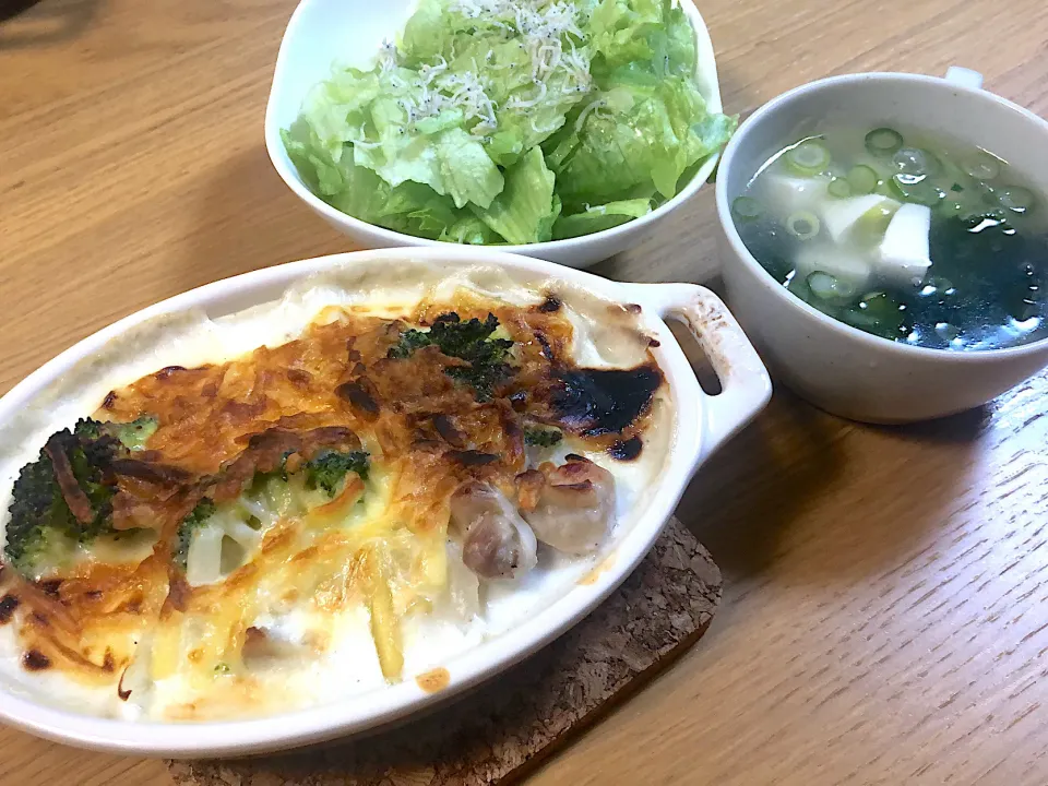 鶏肉とブロッコリーのグラタン🥦|さおりさん