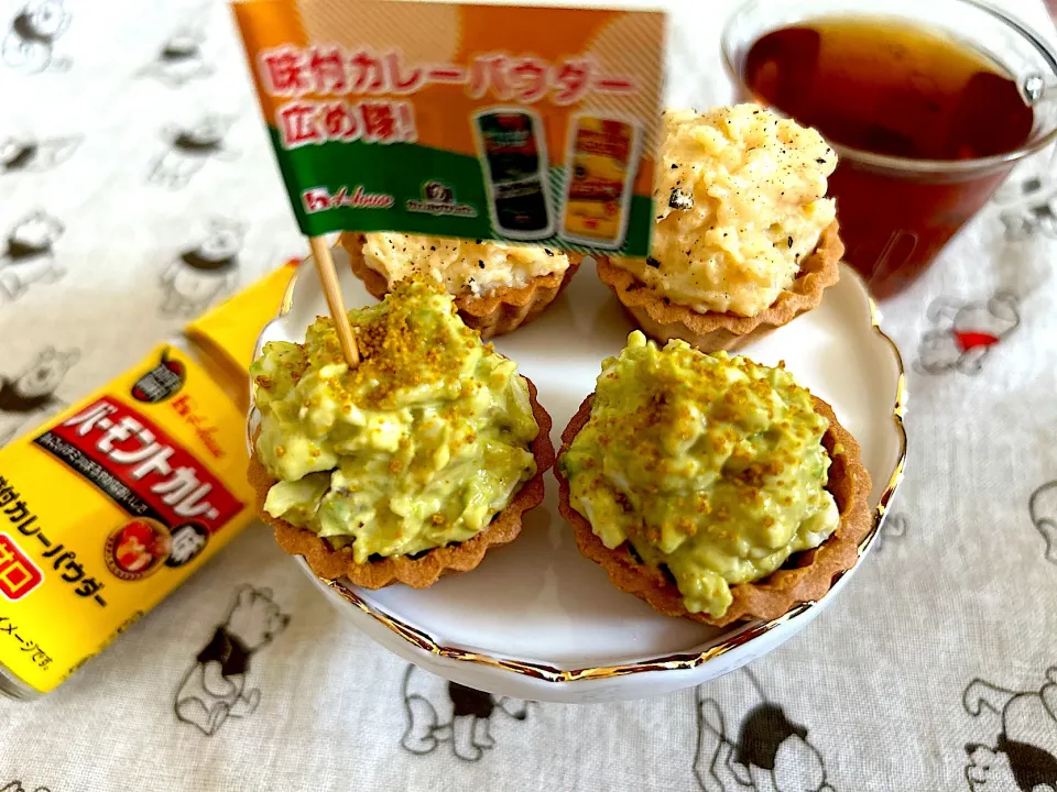 カレーアボカドタルタル＆明太ポテトサラダのセイボリータルト|こずりんさん