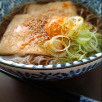 月見きつね蕎麦　ラー油かけ🌶