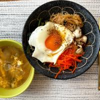 旦那作　ビビンパとプゴクで二日酔いを吹っ飛ばそう❗️ の朝ごはん🍚