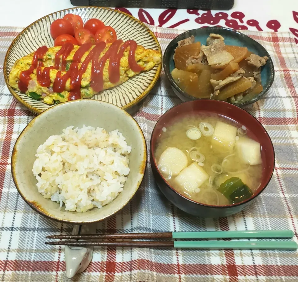 ひとり暮らしの夜ご飯
オムレツ|keeijnsさん