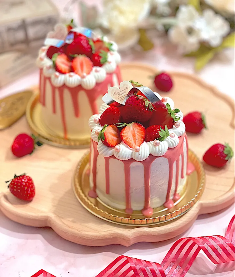 Snapdishの料理写真:いちごのシフォンケーキ🍓|AXさん