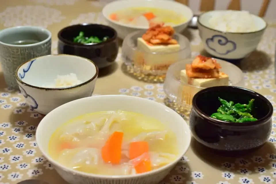 Snapdishの料理写真:水餃子定食|うにんぱすさん