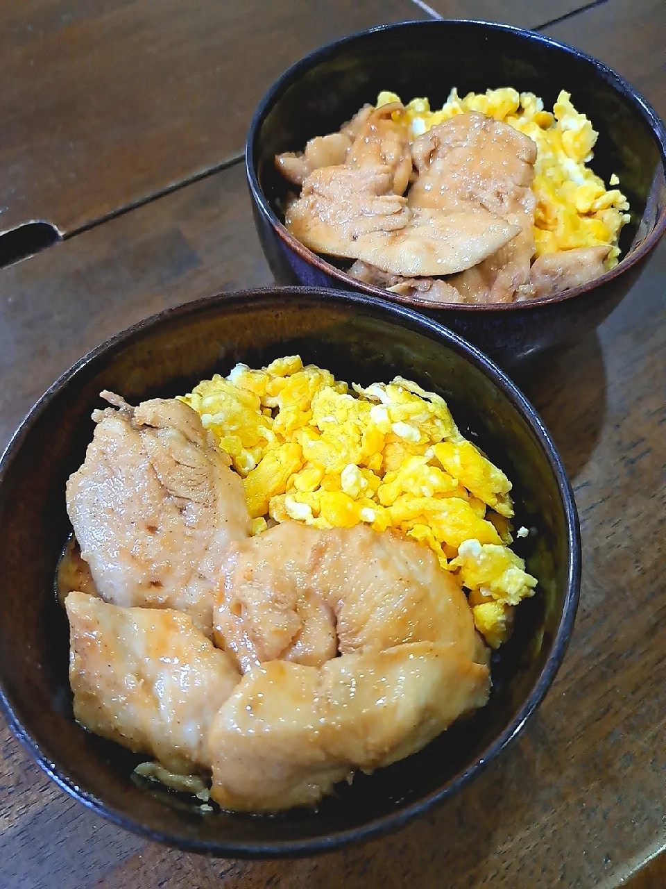 Snapdishの料理写真:鳥胸肉de二色丼|Riapple🍎さん