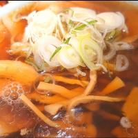 【価格改訂】
中華そば・もり中華
ひろちゃんラーメン！ 池袋店
中華そば (油少なめ、900円)
＋メンマ (裏メニュー、別皿、200円)
@池袋5分
23061 (62,659)