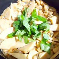 3/18の夕食
筍とあさりの炊き込みご飯🍚