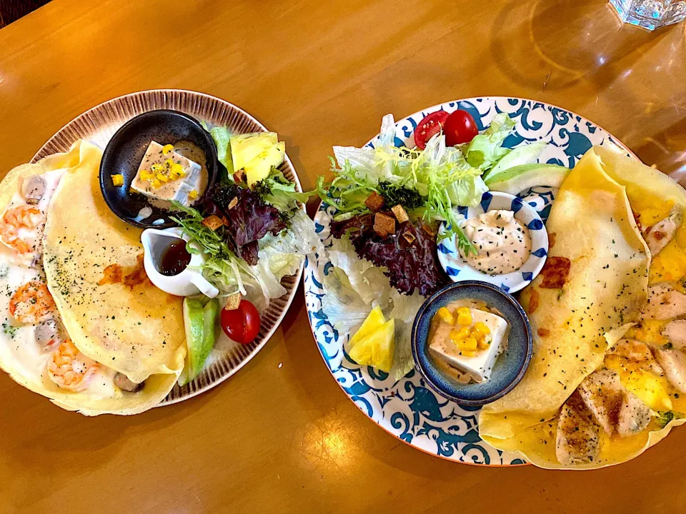 Seafood Cheese & Chicken Cheese Pancakes At 南島夢遊 2023.03.19|JANさん