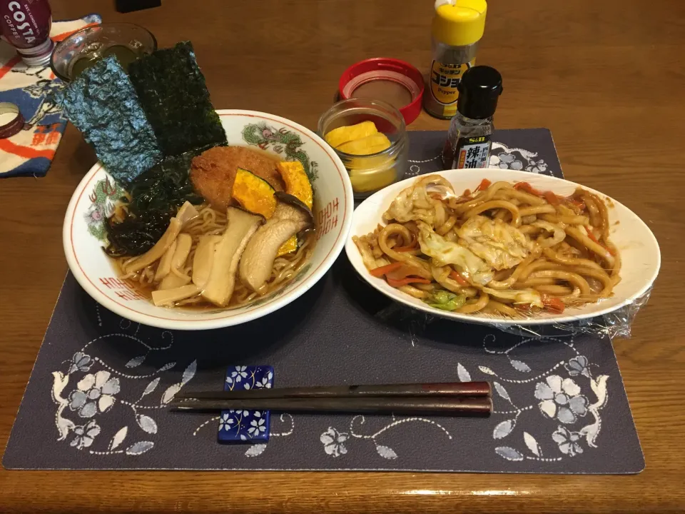 特製ラーメンと焼きうどん(昼飯)|enarinさん