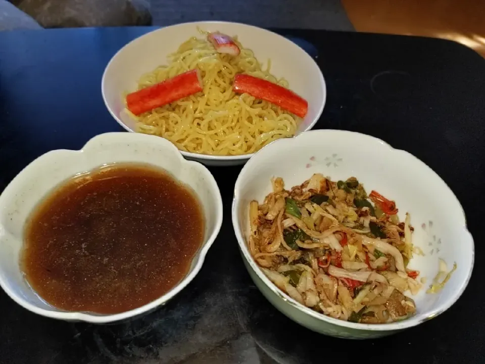 夜勤明けカニカマつけラーメン食し夜勤に備えます|Tarou  Masayukiさん