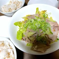 Snapdishの料理写真:簡単豚肉のキャベツ炒め❤︎|のぶさん