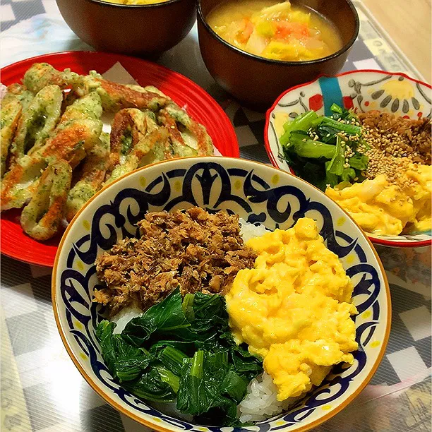 サバ缶で三色丼♬|panchiさん