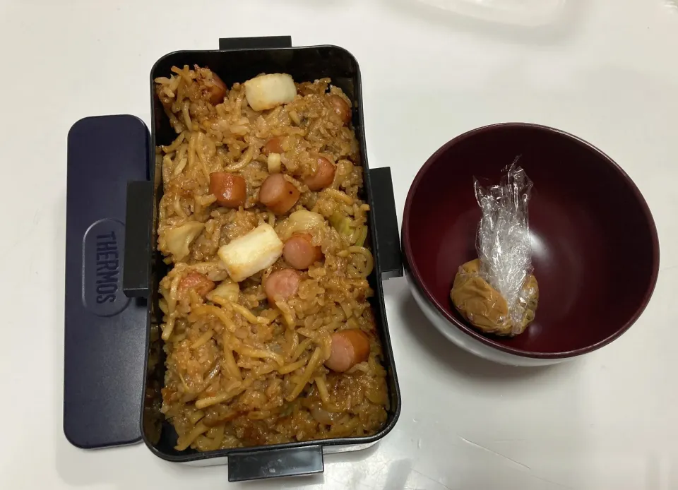 パパ弁☆シーフードそば飯☆みそ玉|Saharaさん