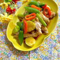 春野菜と鶏手羽中の中華炒め🌼