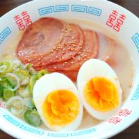 お家で豚骨ラーメン🐷