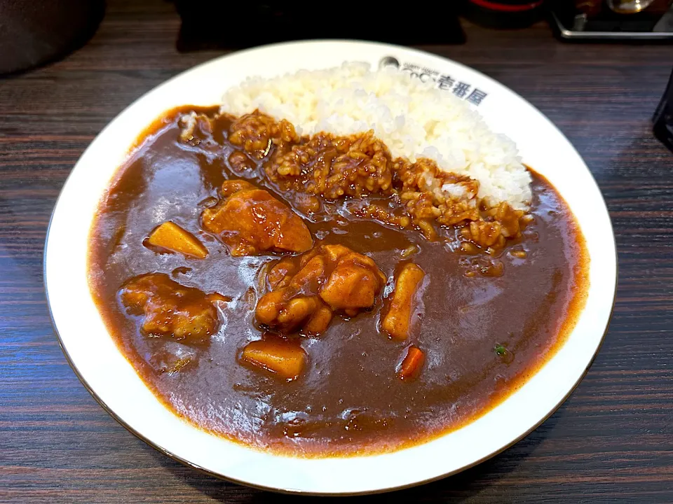 焙煎スパイスのチキンカレー|マハロ菊池さん