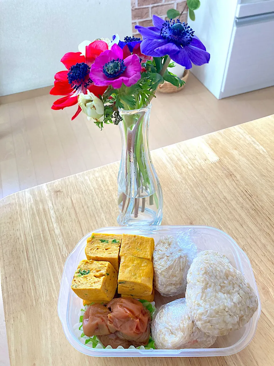 お花見🌸用の簡単お弁当|さくたえさん