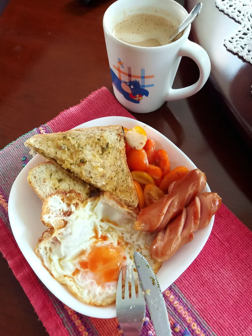 It's Nice to Start a New Week w/ Good & Yummy Brunch 🍞🥓🍳🍅☕🥰|An'leeさん