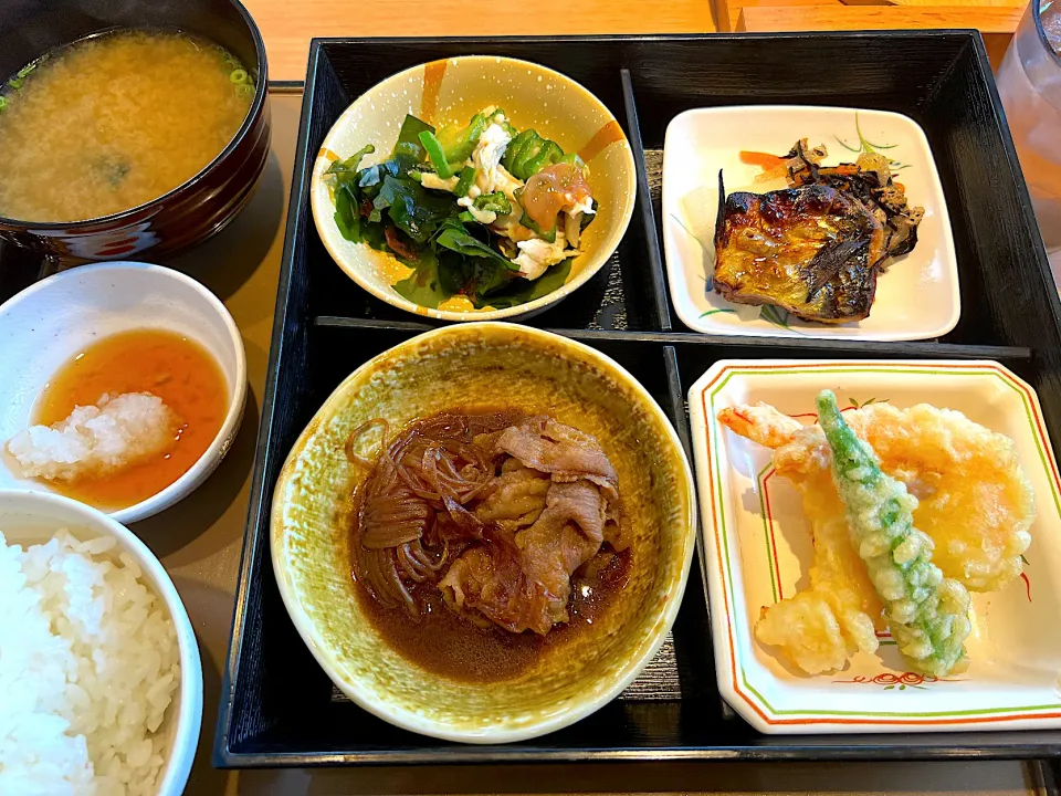 Snapdishの料理写真:今日のランチ🍽は、やよい軒で『やよい御膳』|yokoさん