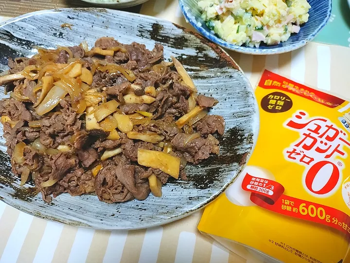 すき焼き風肉炒め|ちーたまさん