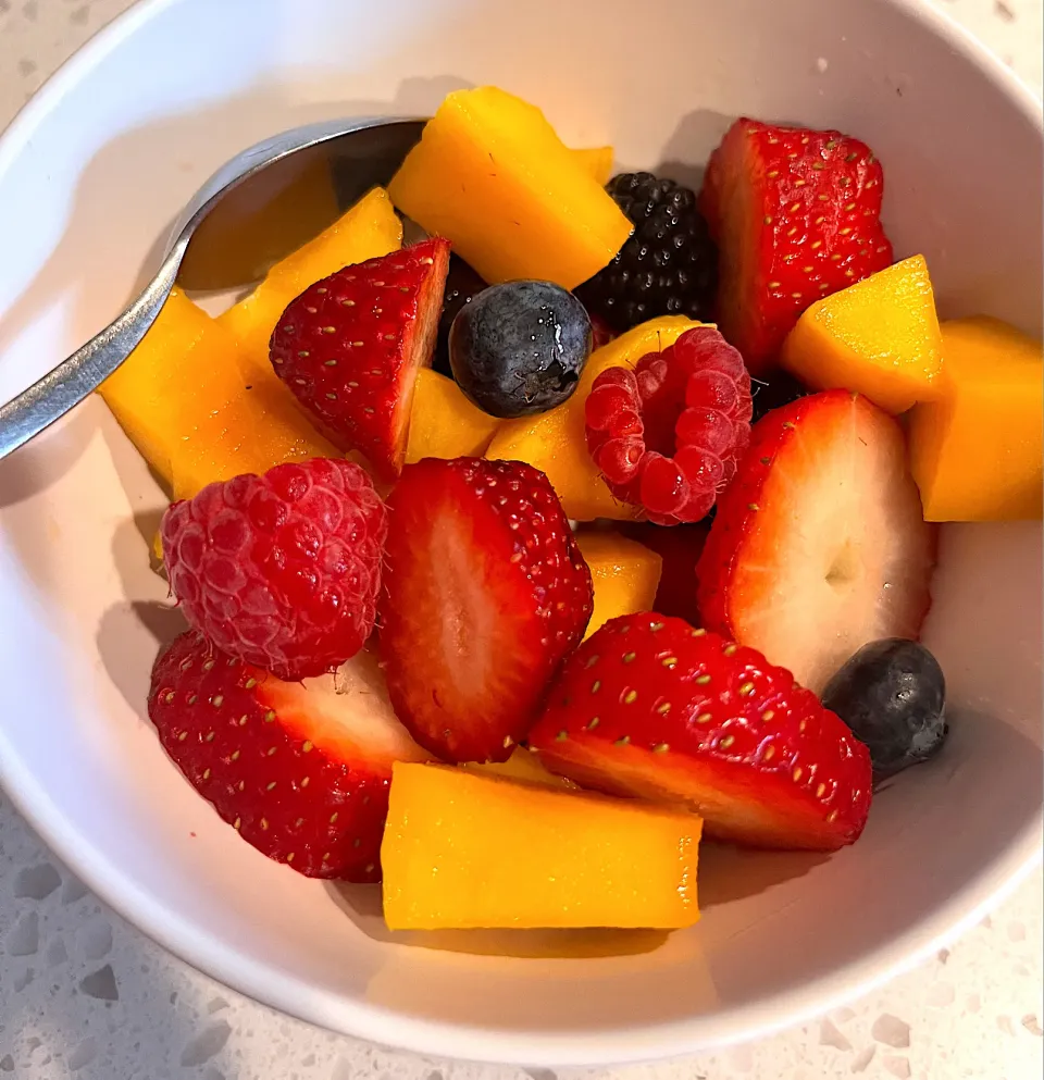 Fresh fruit cup - strawberries, blueberries, blackberries, raspberries, and mangoes|🌺IAnneさん