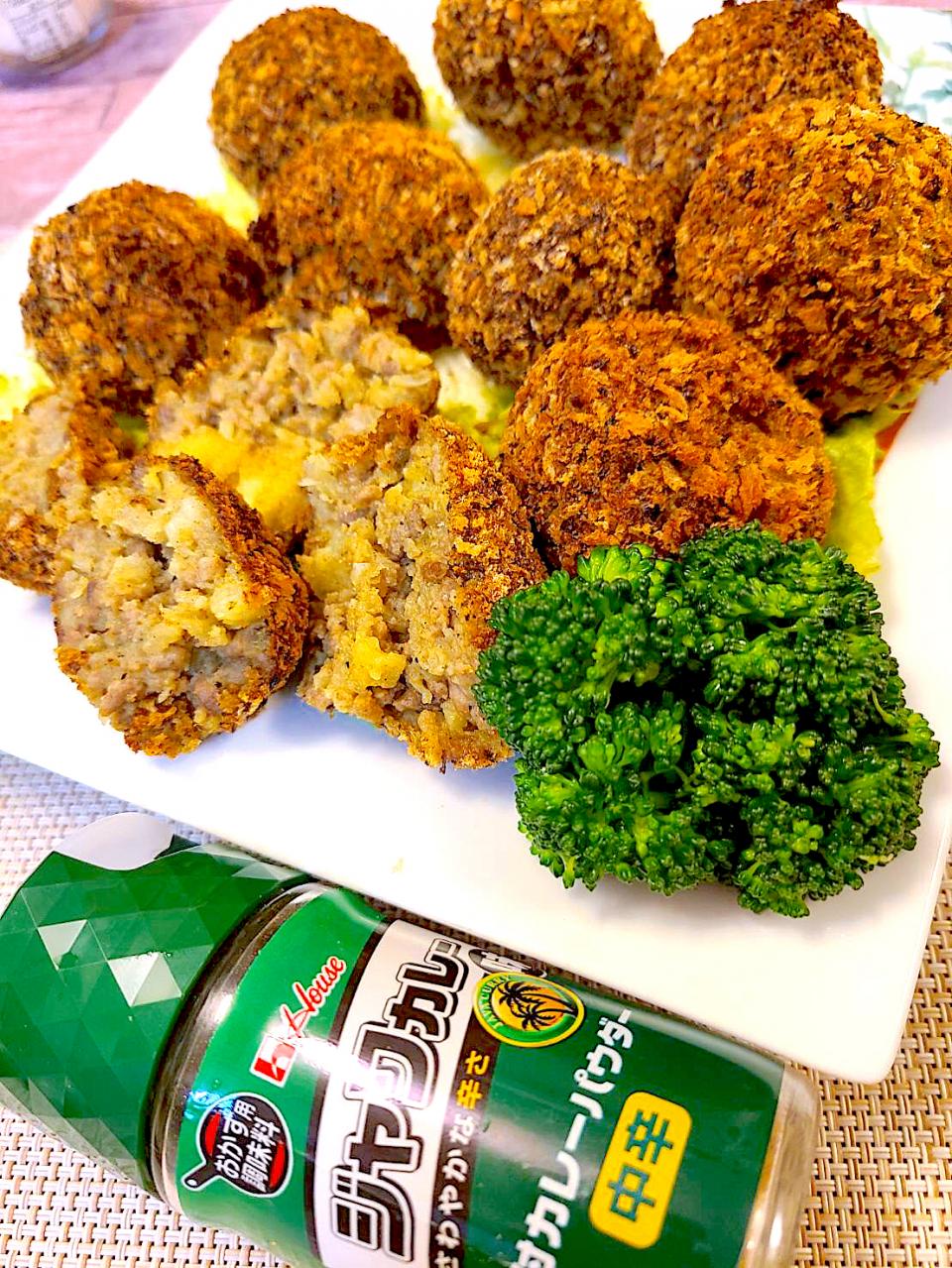 いっちゃんさんの料理 新じゃがカレーコロッケ🥔ジャワカレーパウダー入り。