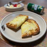 カレーチーズトースト