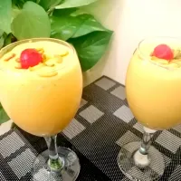 Snapdishの料理写真:mango milk shake|nadhu fervinさん