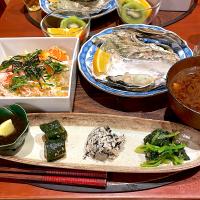 ちらし寿司と蒸牡蠣のお夕飯