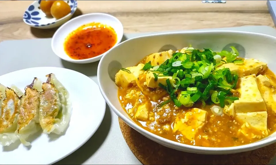 手作り餃子と麻婆豆腐|かめさん