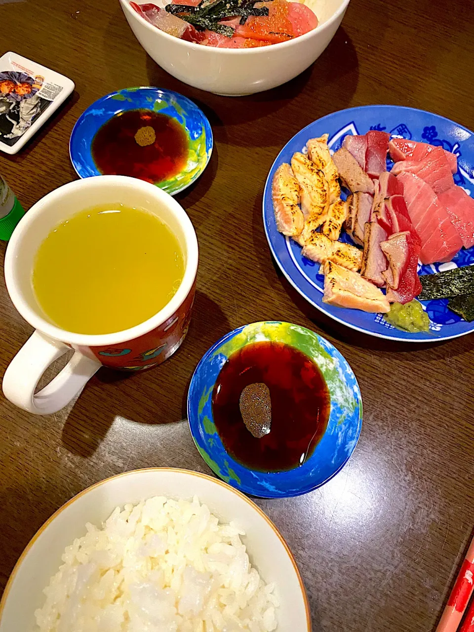 鮪と炙りサーモン丼　お茶|ch＊K*∀o(^^*)♪さん