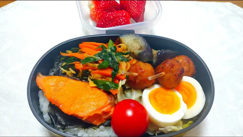 Snapdishの料理写真:3/22のお弁当🍱
海苔弁当|卯月さん