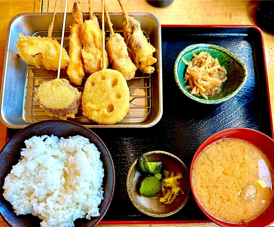 串カツ定食🍤|にゃあ（芸名）さん