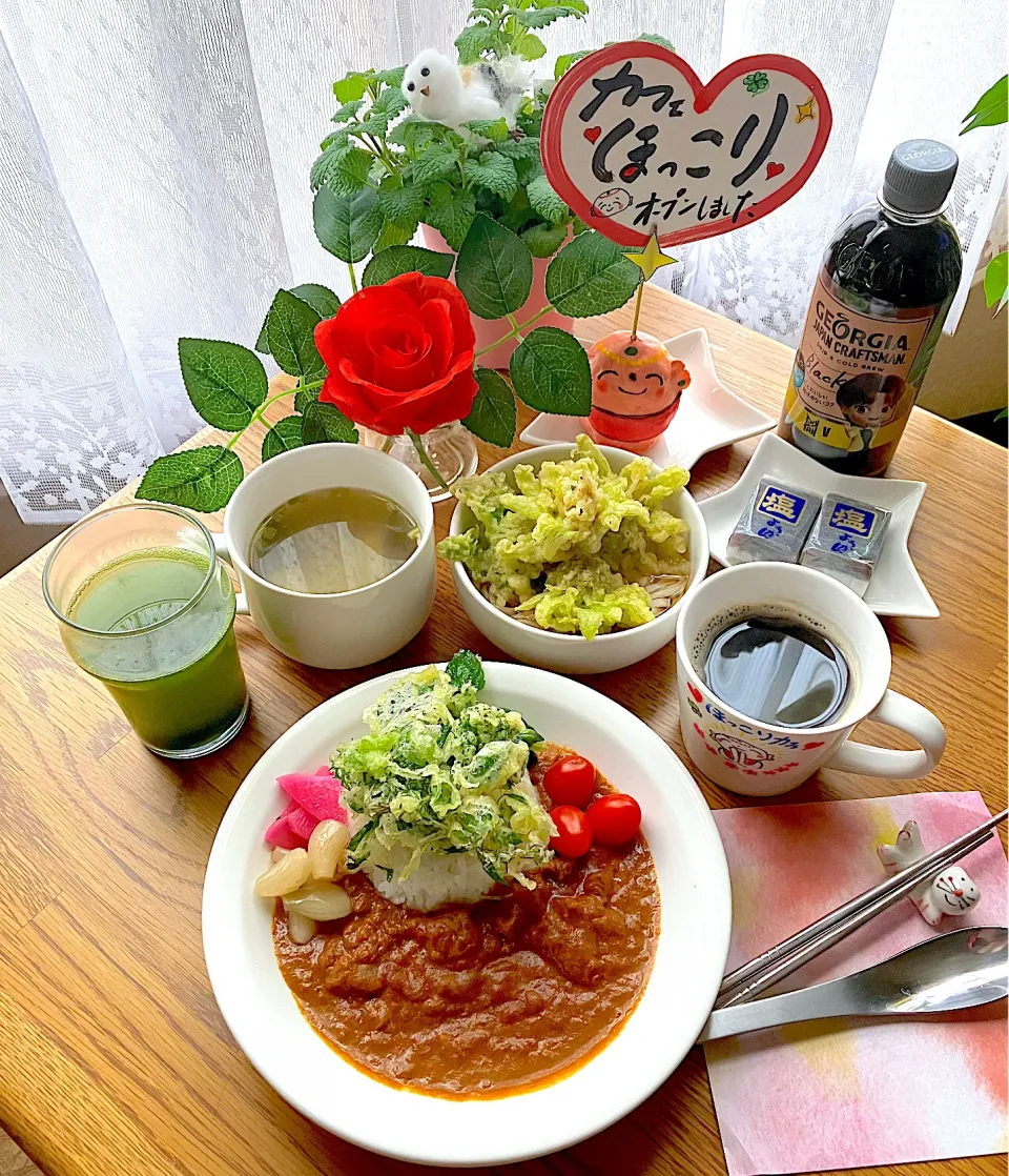 Snapdishの料理写真:ほっこりカフェモーニングセット☕️💖スパイスカレー🍛ハーブ天ぷら🌿乗せ&ふきのとう天ぷらうどん^ ^春を迎えに行って来ました🤗|HAMI69さん