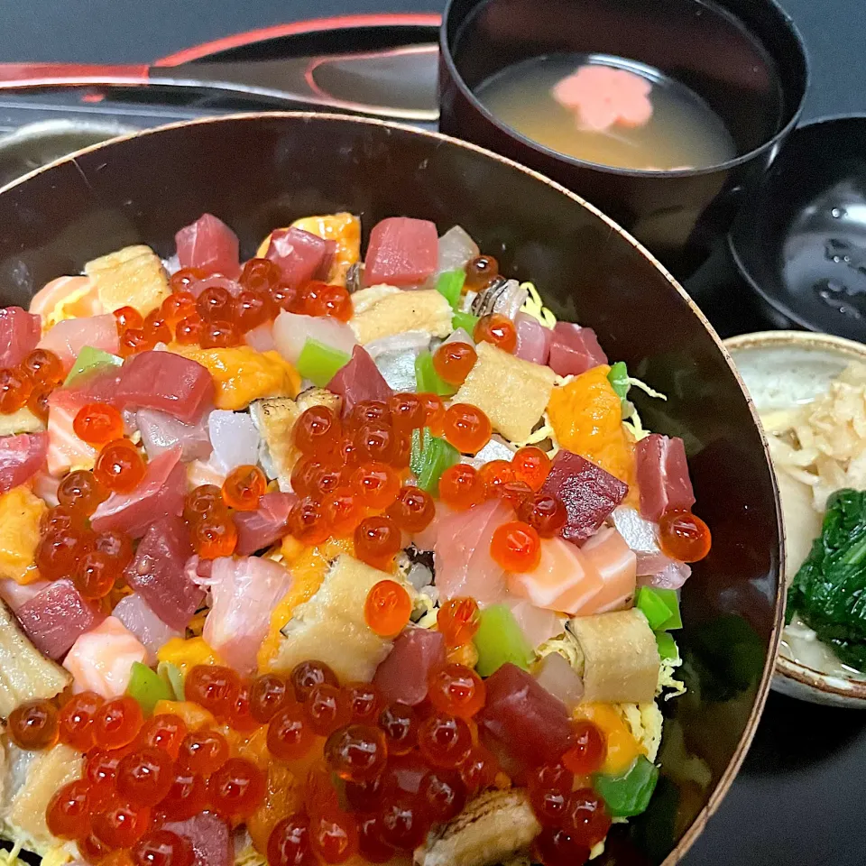 Snapdishの料理写真:ちらし丼|annさん