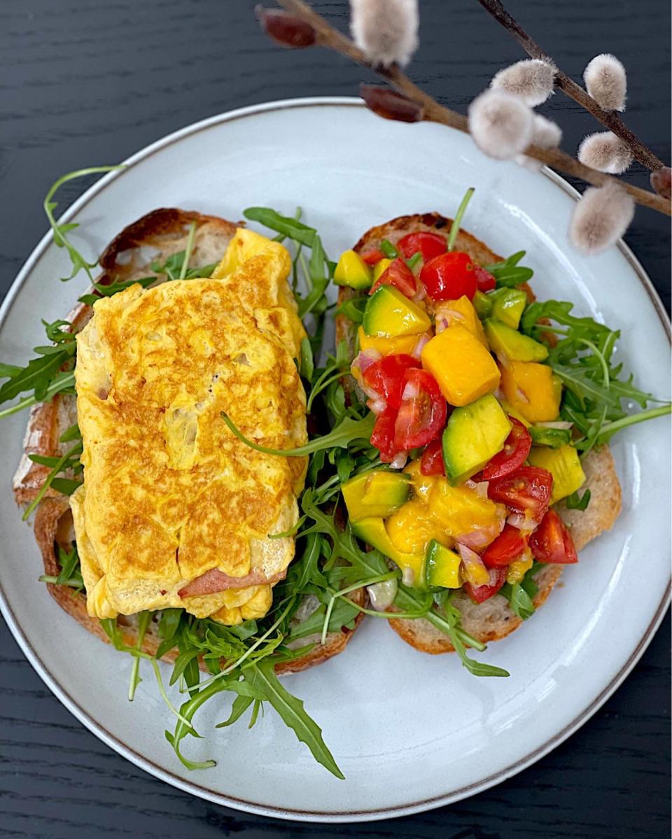 Egg luncheon meat/mango, avocado and tomato salsa