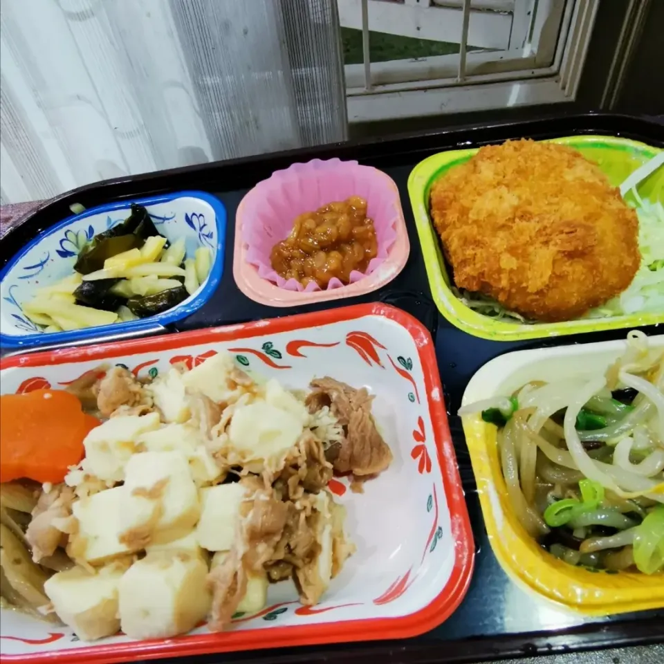 いつどやのランチお弁当👌グ〜です☺️|ペンギンさん