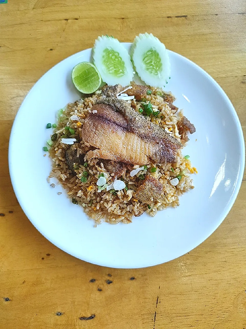 Snapdishの料理写真:Crispy Fish and Herb Fried Rice|Paul Chirayusさん