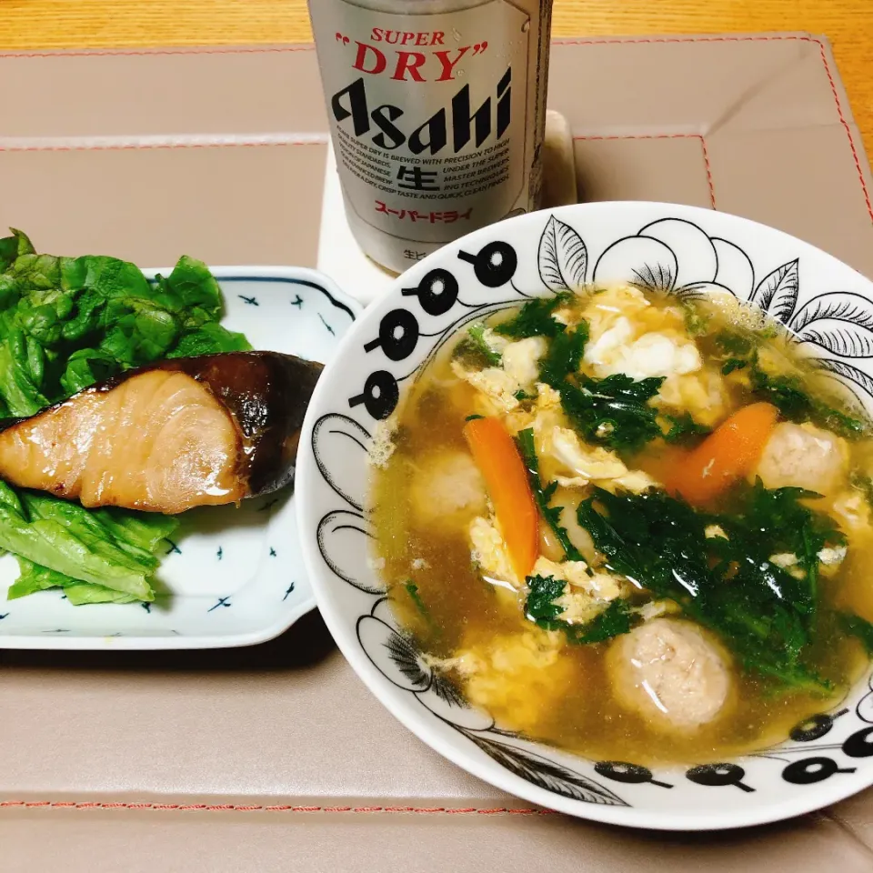 ぶりの醤油漬け焼き
鶏だんごと春菊の春雨スープ|naoさん