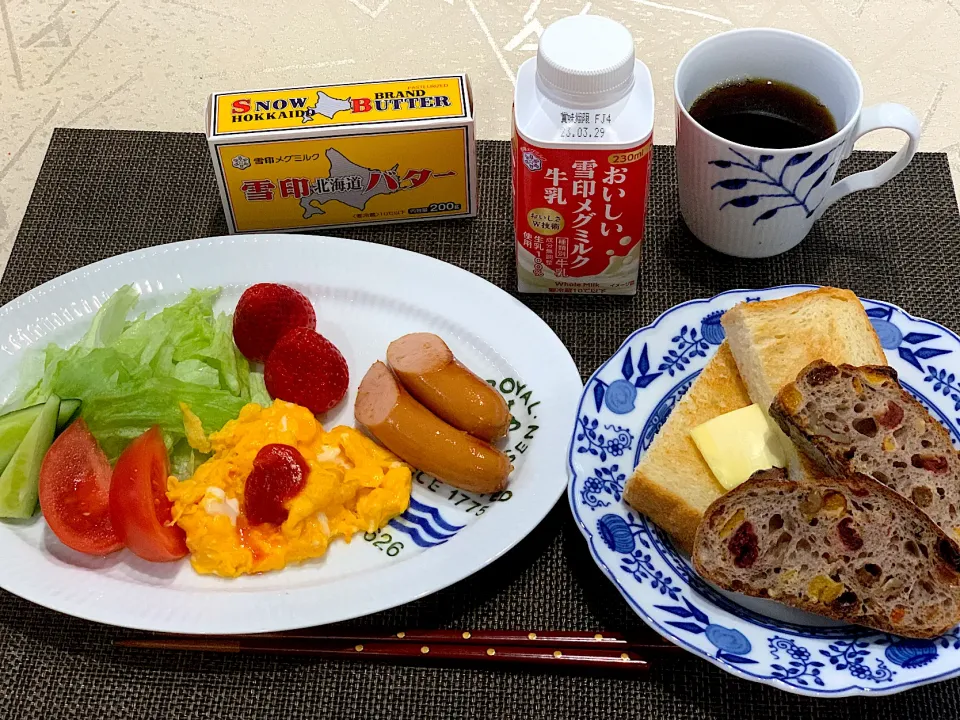 今日の朝GOパン🍞🥖🥛🧈|ｋｚｓｙｋさん