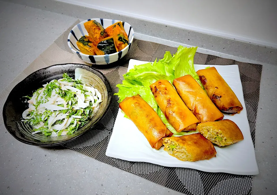 Snapdishの料理写真:いっちゃんさんの料理 春巻き(バーモントカレー味)✨|バシュランさん