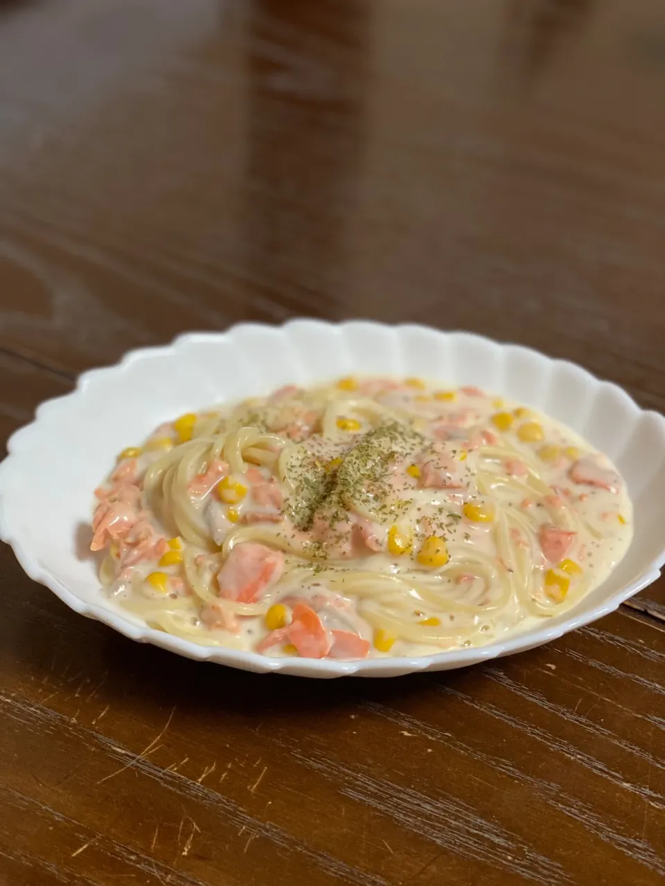 Snapdishの料理写真:紅鮭とコーンのクリームパスタ🌽|TOMOさん