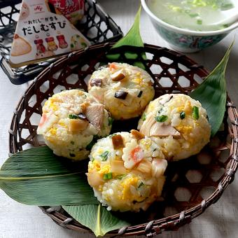 アレンジ炒飯だしむすび〜フライパン不要
