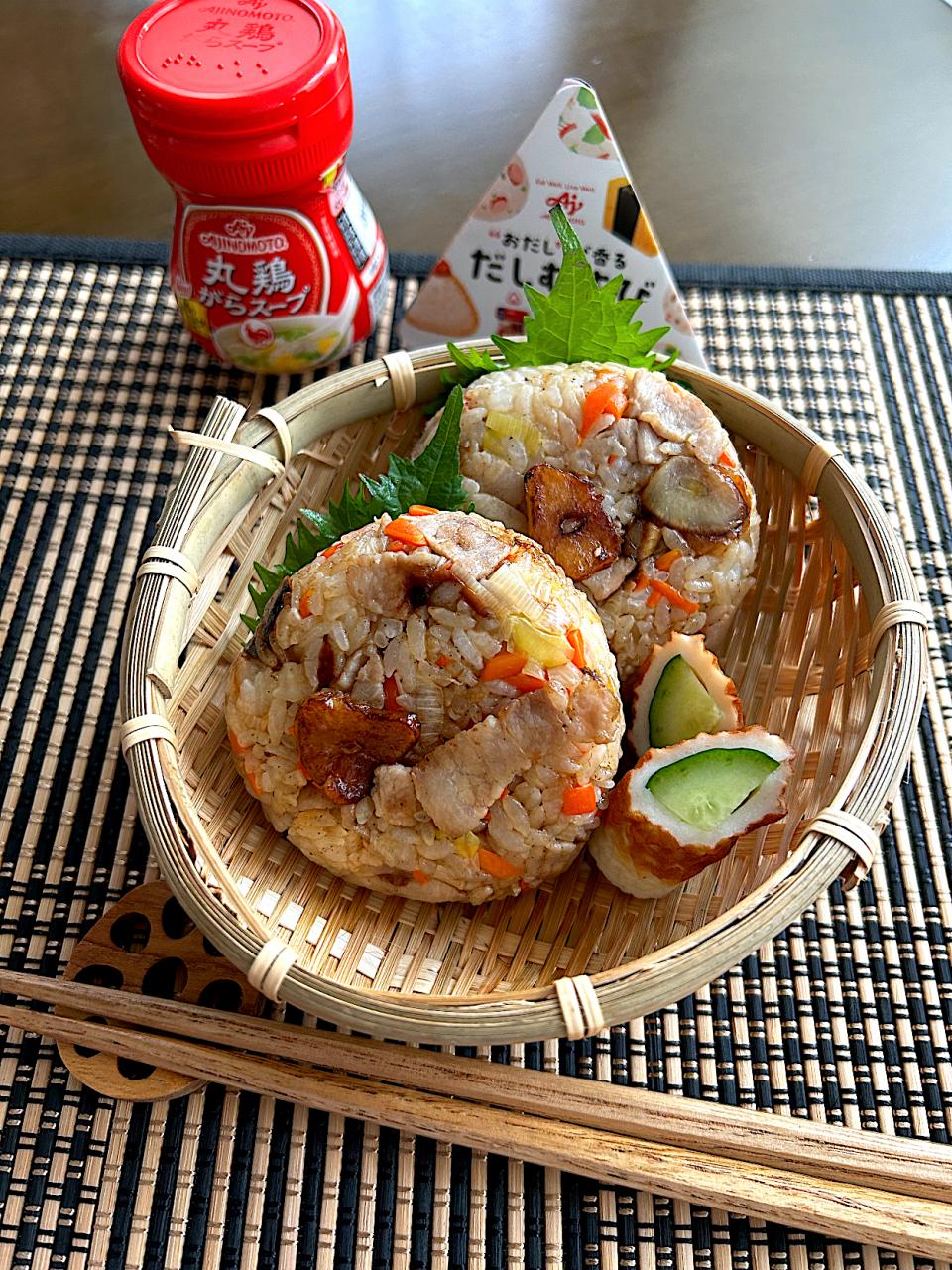 【だしが香るだしむすび】豚バラガーリック炒飯おにぎり