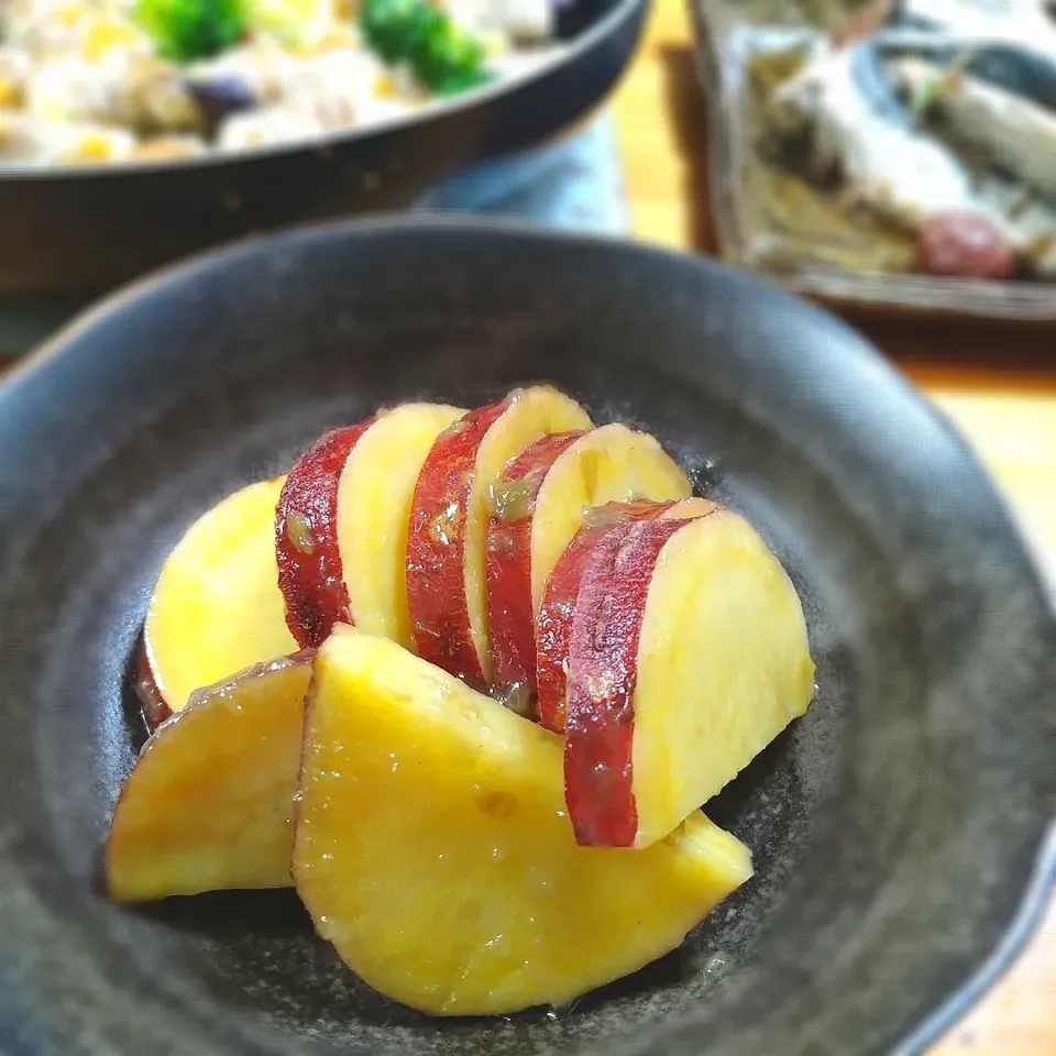 Snapdishの料理写真:さつまいもの梅ジャム煮|とまと🍅さん