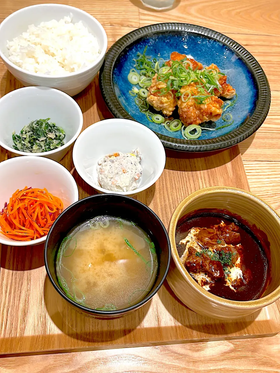 奥京都とろうまビーフシチューとねぎまみれ油鶏と京都おばんざい|chariotさん