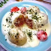 ホワイトソースのロールキャベツ