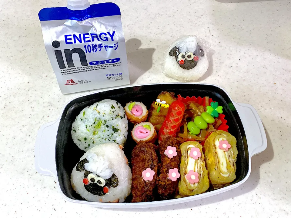 Snapdishの料理写真:2023.3.25はひつじのショーンおにぎり弁当🌸|makoさん