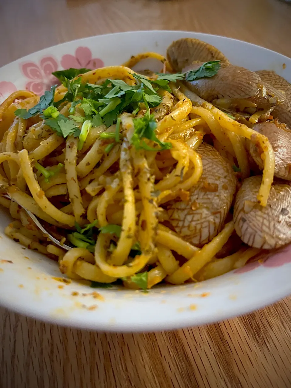 Fusion spicy sambal flower clams linguine|Florrieさん