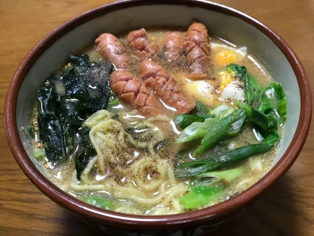 マルちゃん正麺🍜、豚骨醤油味❗️（╹◡╹）✨|サソリさん